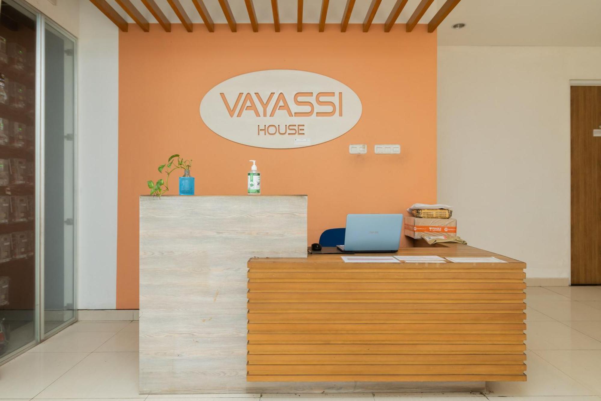 Reddoorz Syariah Near Prasetya Mulya Cilandak Campus Guest house 2*